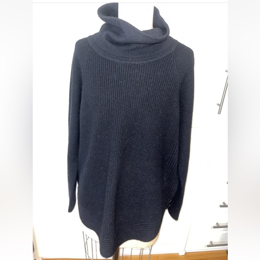 Vince Mock black cashmere wool blend with top zippers L